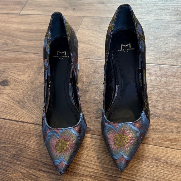 Marc Fisher Shoes - Marc Fisher Women's Heels - Blue and Pink Floral